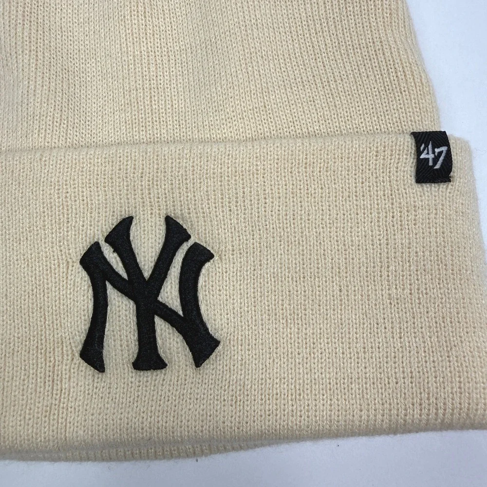 New York Yankees 47 Brand Beanie Mens OSFA Cream Cuffed Knit Hat